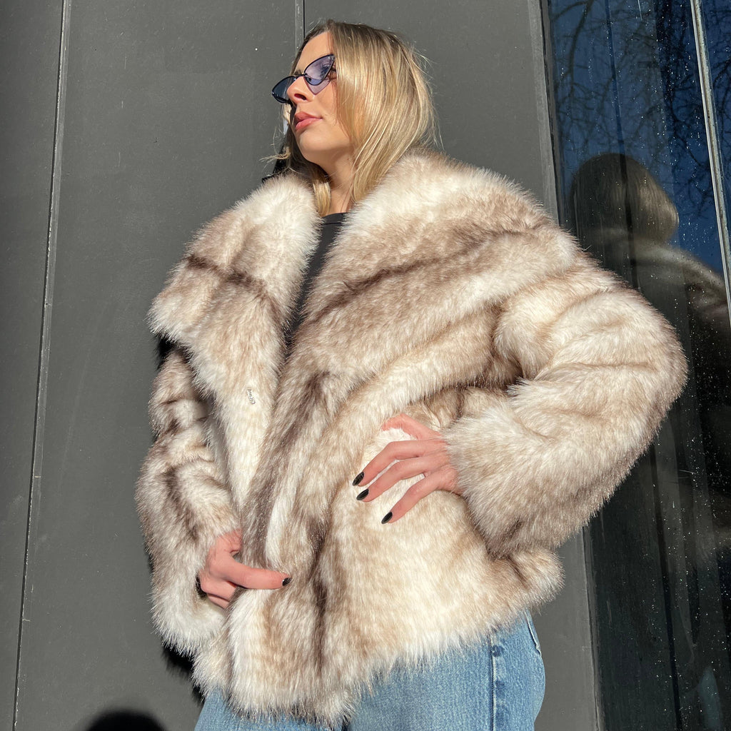 Faux fur with gradient beige colors