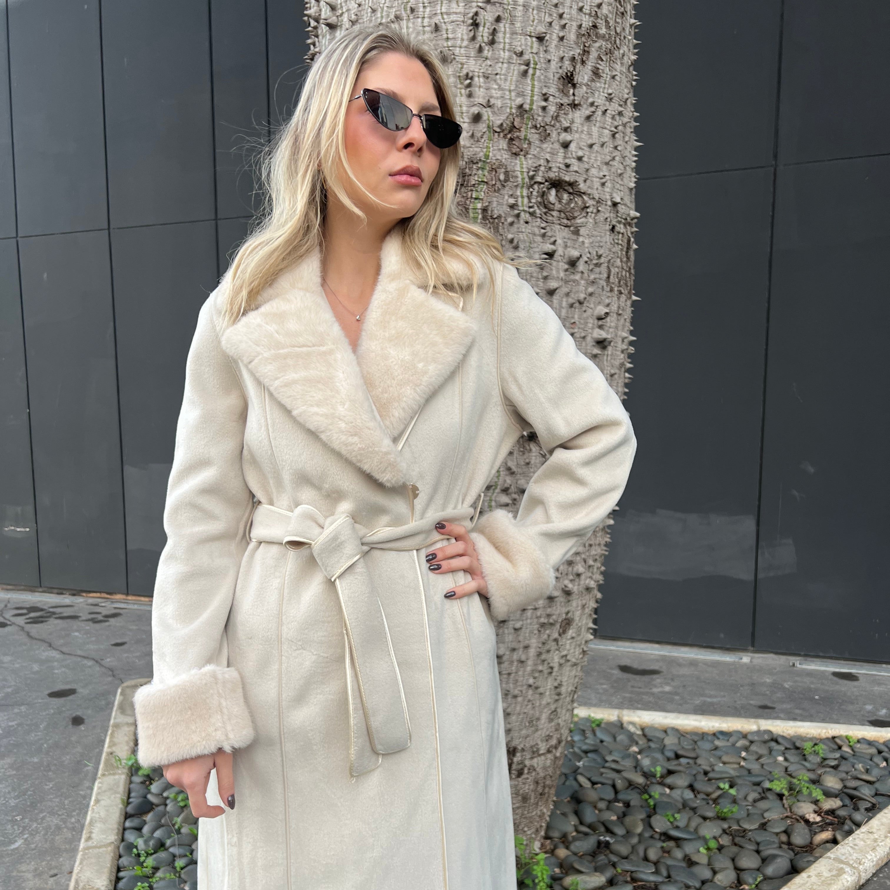 Coat with faux fur detail
