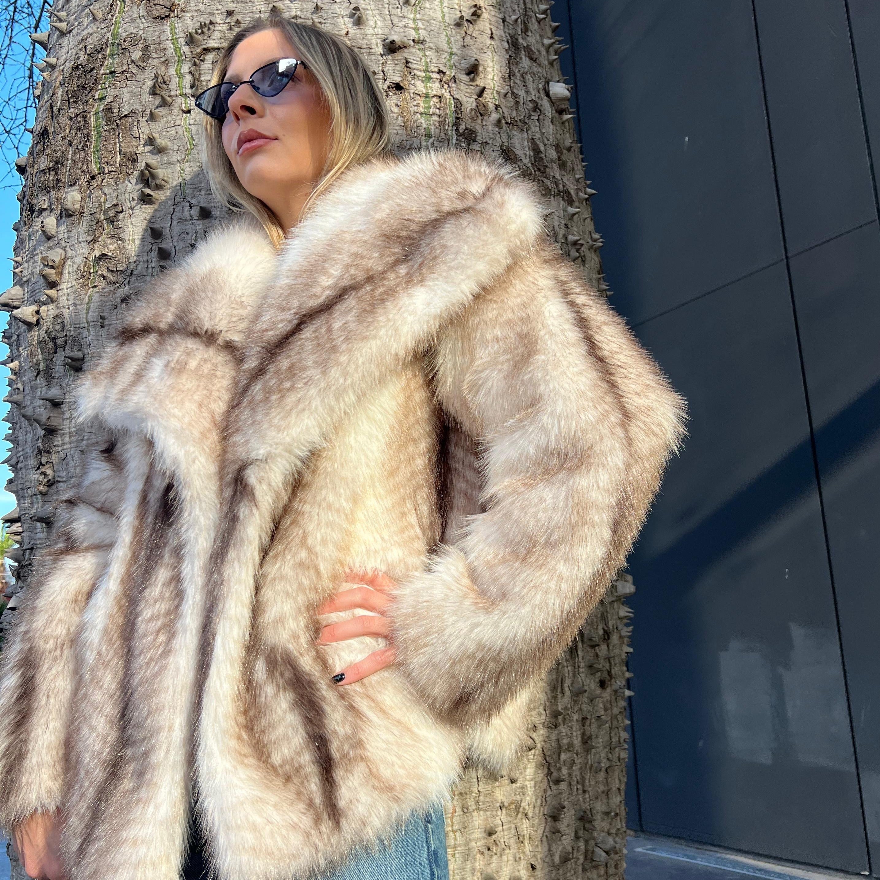 Faux fur with gradient beige colors