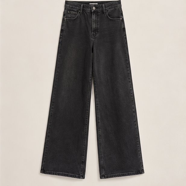 Black Stretchy Wide-Leg Jeans