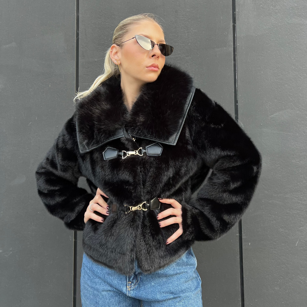 Faux fur buckle jacket