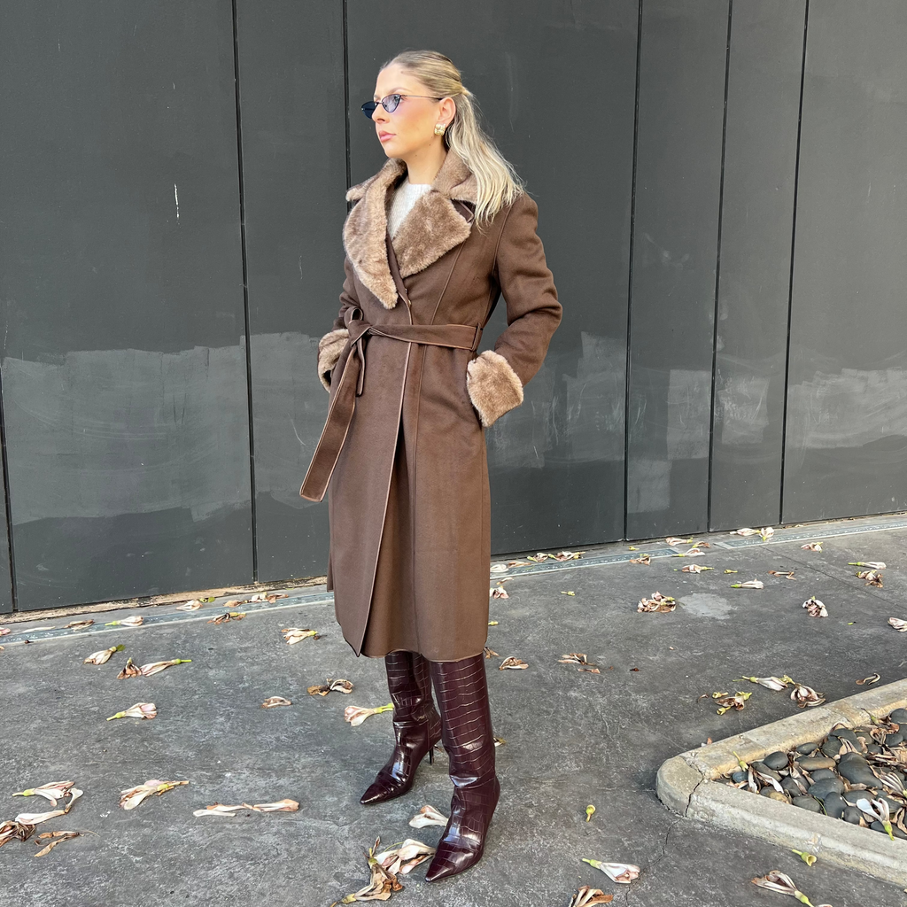 Coat with faux fur detail